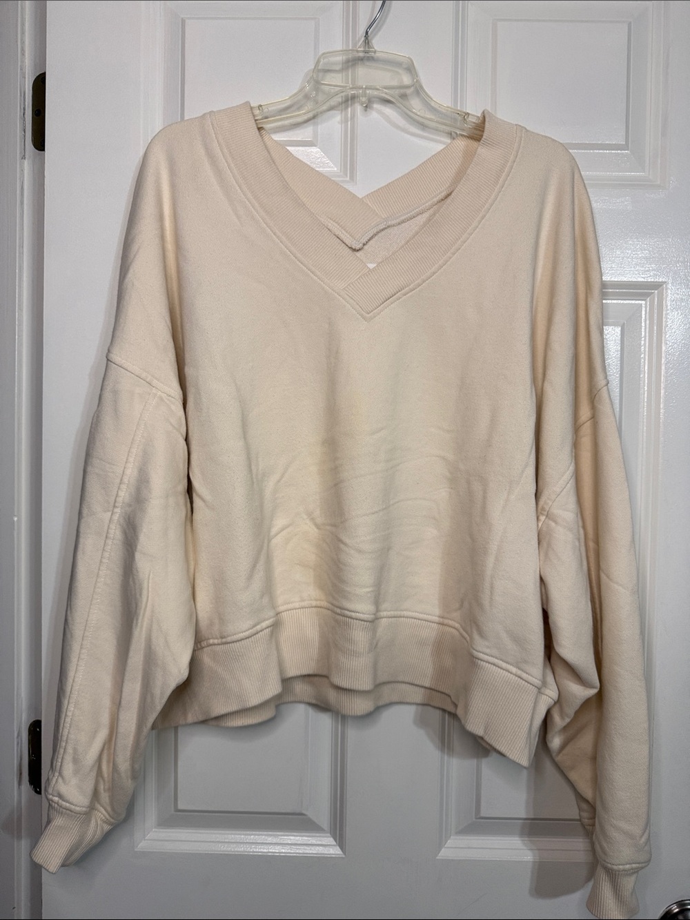 Aerie Oversized V-Neck Pullover Sweater - Cream